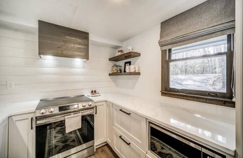 Big Canoe Cabin | Cozy Mountain Cabin in Big Canoe