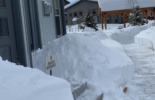 Rendezvous Cabin | Cozy Mountain Retreat, Perfect for Your Next Winter Adventure
