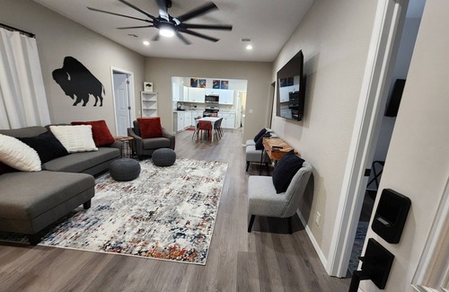 Eufaula House | Cozy multi-family stay within walking distance to Lake Eufaula!