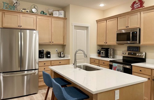Netarts House | Cozy Netarts Bay Home w/game cave, WiFi, bunk beds