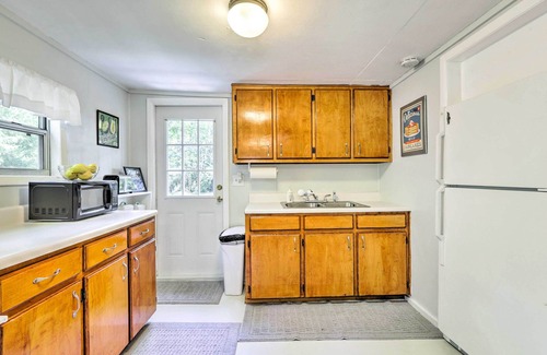 O Brien House | Cozy O’Brien Home w/Fire Pit & Patio Near Rivers!
