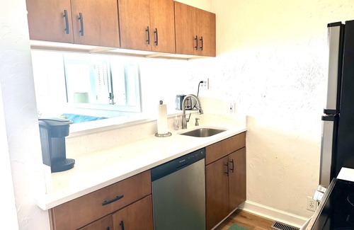 Ocean Isle Beach Condo | Cozy Oceanfront Condo Right in the Action of Ocean Isle Beach, NC