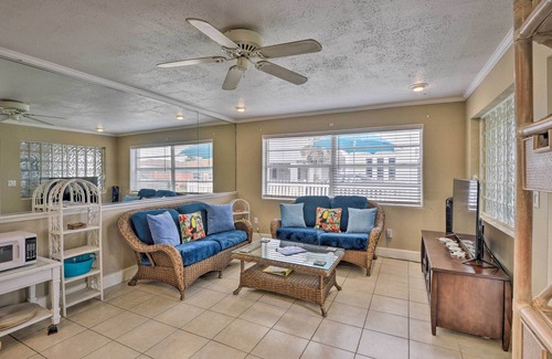 Neptune Cottage | Cozy Ormond Beach Bungalow: Steps to the Sand