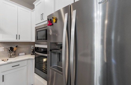 Reunion House | Cozy Pebbles - Three Bedroom House, Sleeps 8