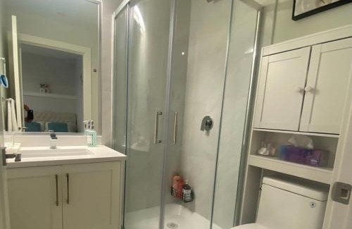 Marpole House | Cozy Private Suite near YVR Airport