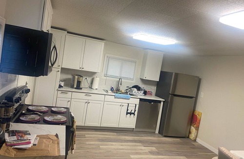 Pueblo House | Cozy Pueblo House w/Yard - Near Downtown & More with Clean & Comfy Sta