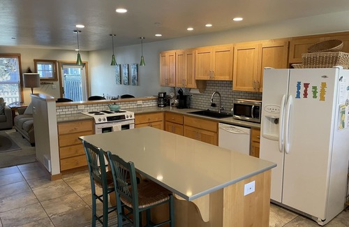 Shorepine Village House | Cozy, Quiet Bungalow in Shorepine Village near beach, Cape Kiwanda & Pelican Pub