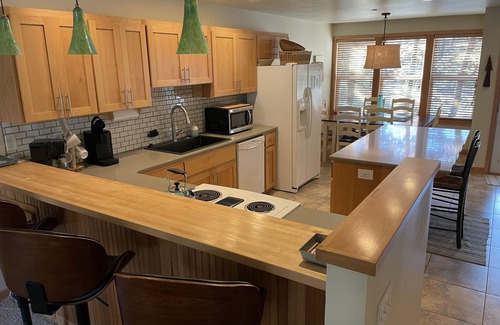 Shorepine Village House | Cozy, Quiet Bungalow in Shorepine Village near beach, Cape Kiwanda & Pelican Pub