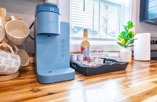 Hightsville House | Cozy & Quiet Cottage Near Historic Downtown & ILM