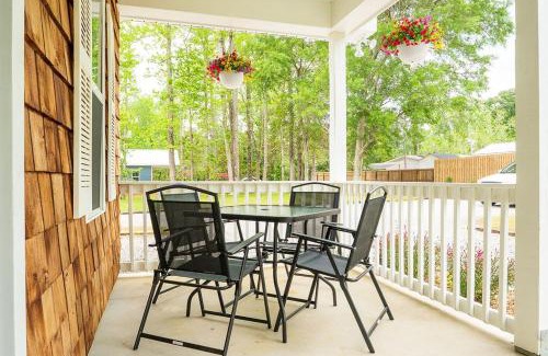 Hightsville House | Cozy & Quiet Cottage Near Historic Downtown & ILM