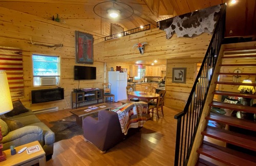 Humboldt County Apartment | Cozy Ranch Apartment, perfect for hunting season, or a fun weekend getaway.