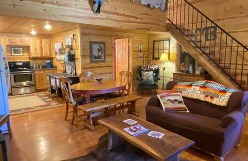 Humboldt County Apartment | Cozy Ranch Apartment, perfect for hunting season, or a fun weekend getaway.