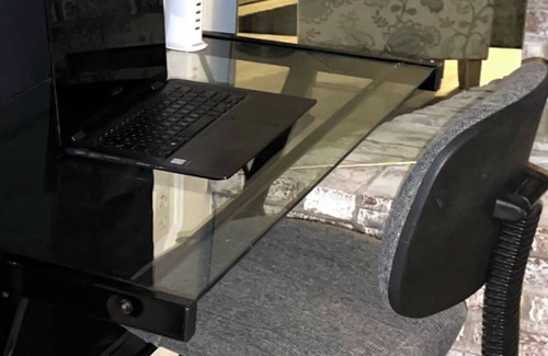 Kettering Apartment | Cozy & Relaxing. Hot Tub, stress relief at your fingertips. Pets welcome.