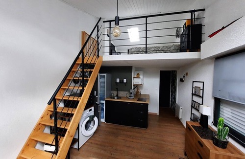 La Faute-sur-Mer House | Cozy Renovated Cottage in Wooded Area, 400m from Beach