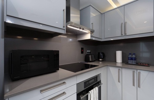 The Greens Apartment | Cozy Retreat in the Heart of the Greens - 1 BR Apartment