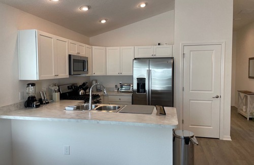 Sumter County House | Cozy Retreat Near Sawgrass Market & Brownwood Paddock Square!