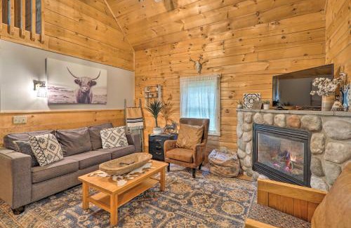 Oceana County House | Cozy Retreat with Porch and Double JJ Resort Access!