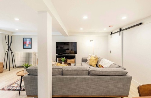 Edgewater House | Cozy Rocky Mountain Retreat: Private Guesthouse in Scenic Wheat Ridge