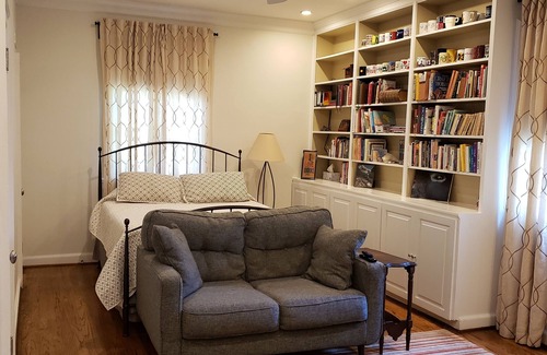 Montgomery Apartment | Cozy Room/Studio in Beautiful Home