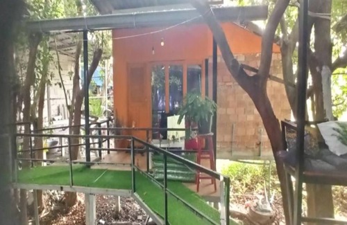 Ko Pha-ngan House | Cozy Room with Private Bathroom, Balcony, and Free Wi-Fin