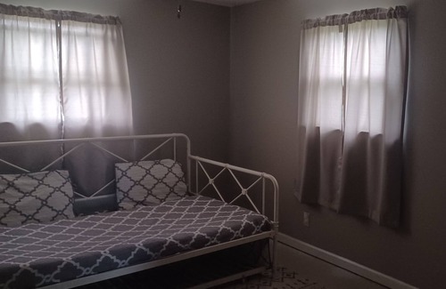 Burlington House | Cozy Rural Home Made Just For You.