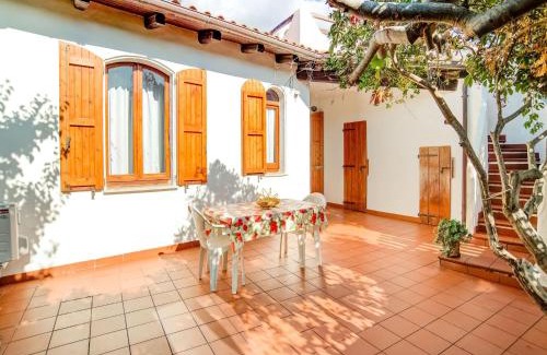 La Ciaccia Villa | Cozy Sardinian Villa with Garden