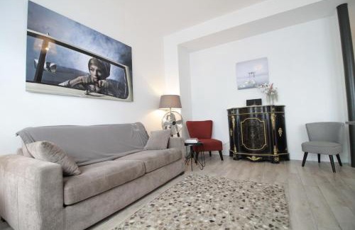 Quartier de la Maison-Blanche Apartment | Cozy Select