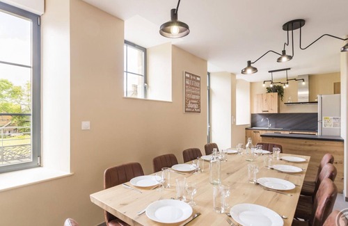 Cuves Cottage | Cozy semi-detached house with large terrace