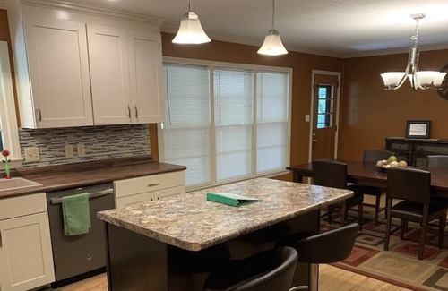 Huntsville House | Cozy single family home near downtown and 5-Points