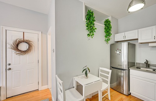 East Somerville Apartment | Cozy Somerville Studio: 2 Mi to Boston, Walk to T!
