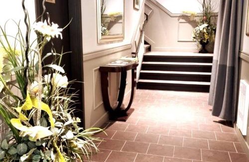 Downtown Gatineau Apartment | Cozy Spacious 1-BDR Studio #8. FREE Parking