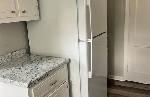 Valdosta House | Cozy & Spacious 2BR 1Bath Duplex Near Everything