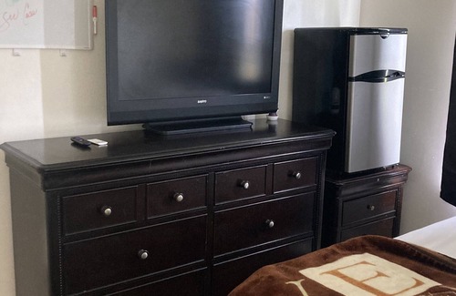 Norfolk - Virginia Beach Condo | Cozy Spacious Condo
