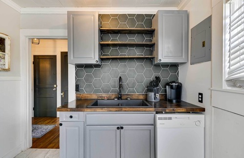 Starkville Apartment | Cozy Starkville Apartment: Walk to Main Street!