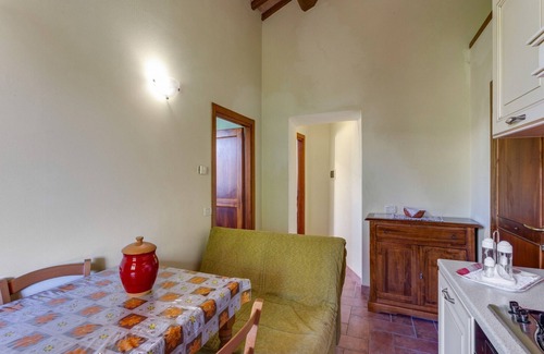 Casole d'Elsa Apartment | Cozy Stay with Scenic Views