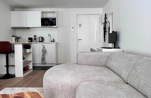 Ilot Sacre Apartment | Cozy Studio 2 min from Grand Place