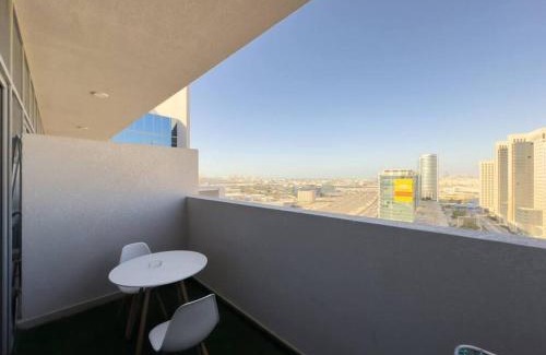 Jebel Ali Apartment | Cozy Studio in Azizi Aura - Dubai