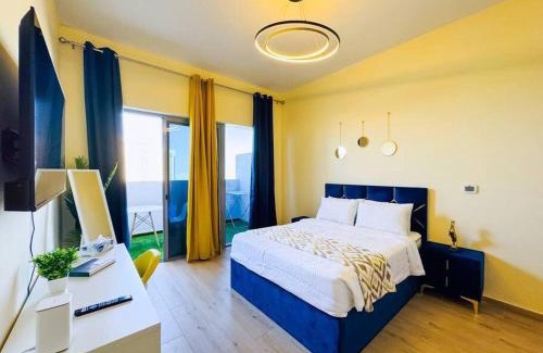 Jebel Ali Apartment | Cozy Studio in Azizi Aura - Dubai