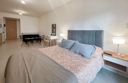 Flores Apartment | Cozy Studio in Caballito: Your Gateway to Buenos Aires