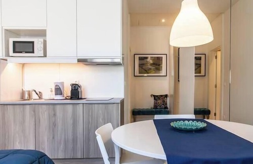 Sacramento Apartment | Cozy Studio in Chiado Central