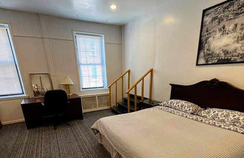 Center City Apartment | Cozy Studio in City Center - 2F