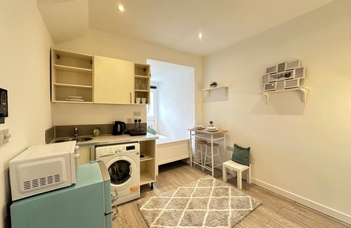 Kensal Green Apartment | Cozy Studio in London