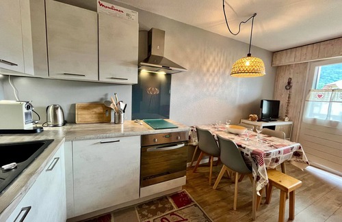 Samoens Apartment | Cozy Studio in Samoëns Village Center - Balcony, Parking, Pet-Friendly