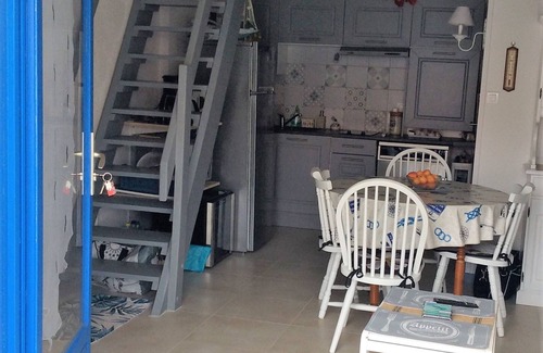 La Faute-sur-Mer House | Cozy Studio Maisonette near Beach with Private Courtyard and Parking