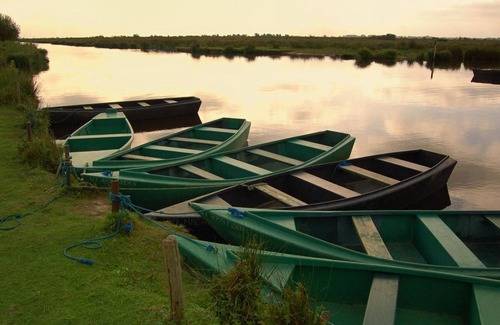 La Turballe Apartment | Cozy Studio near Beach and Harbor in La Turballe