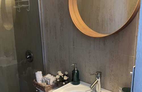 Ocean Park Apartment | Cozy studio steps from beautiful beaches!