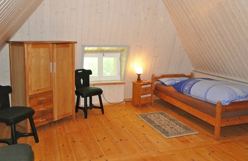 Neukirchen/Erzgeb House | Cozy thatched cottage with fireplace and beautiful garden for couples u. Fam.