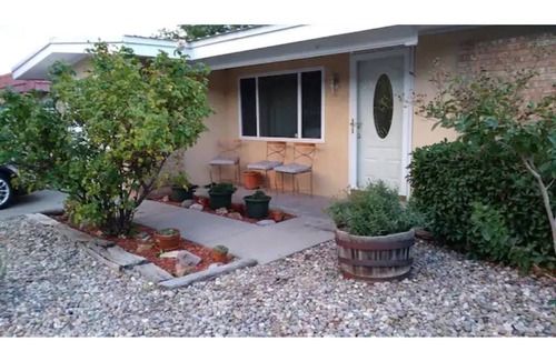 Northeast Heights House | Cozy three bedroom in the Northeast Foothills with Hot tub
