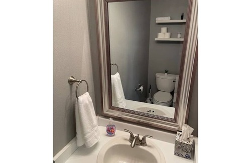 Draper House | Cozy Townhome near I-15