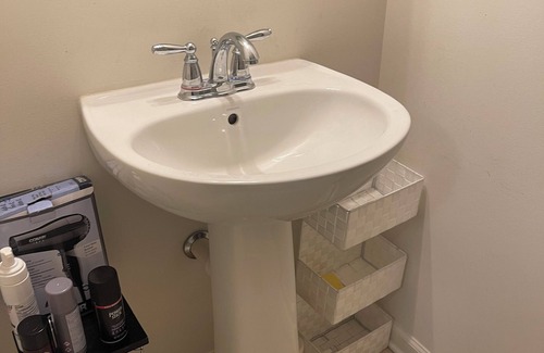 Beltsville House | Cozy townhome with WiFi and AC in charming Beltsville